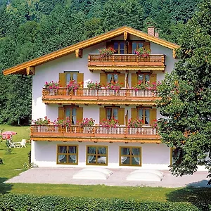  Hotel Pfatischer